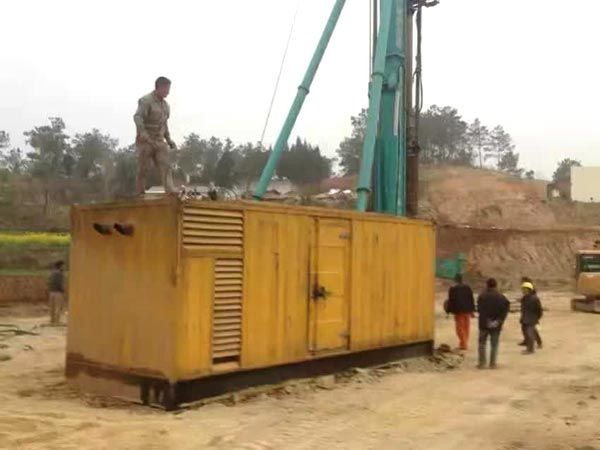 上栗如何判断水冷式机油散热器密封件是否需要更换?